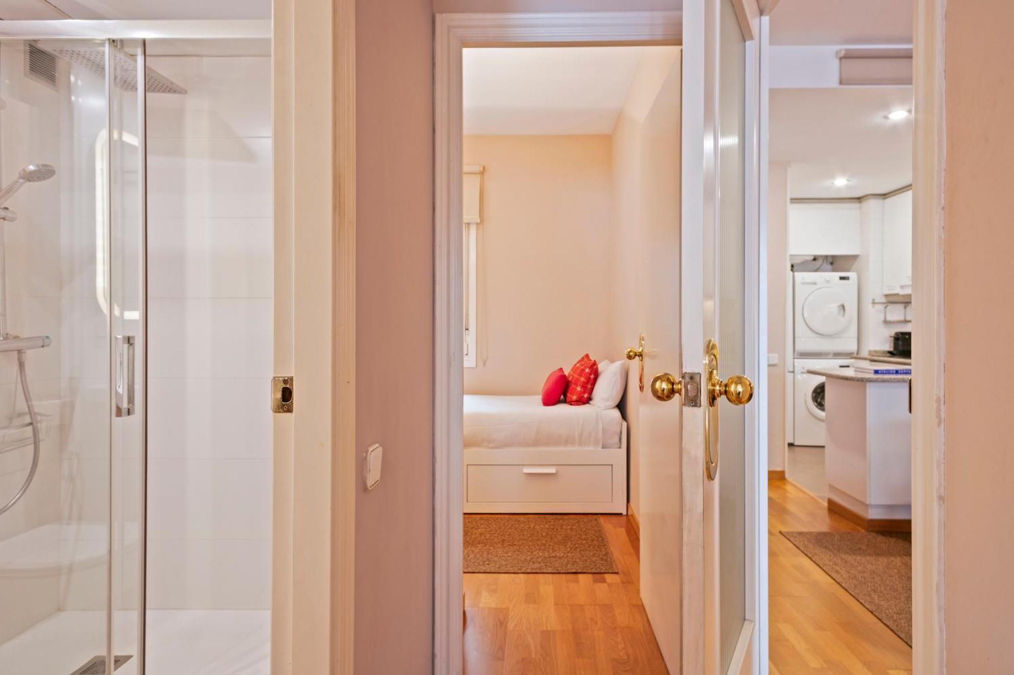 Apartment Click&flat Charming Riera Barcelona